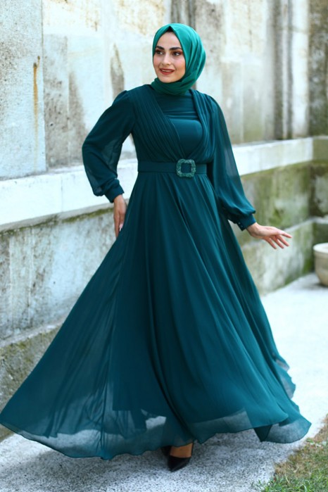GREEN EVENING DRESS  