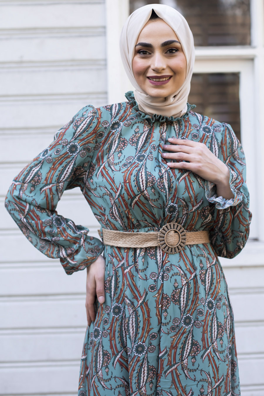 PATTERNED GREEN DRESS 