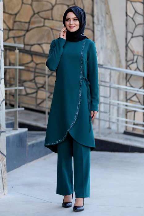 GREEN TUNIC AND PANT SUIT 