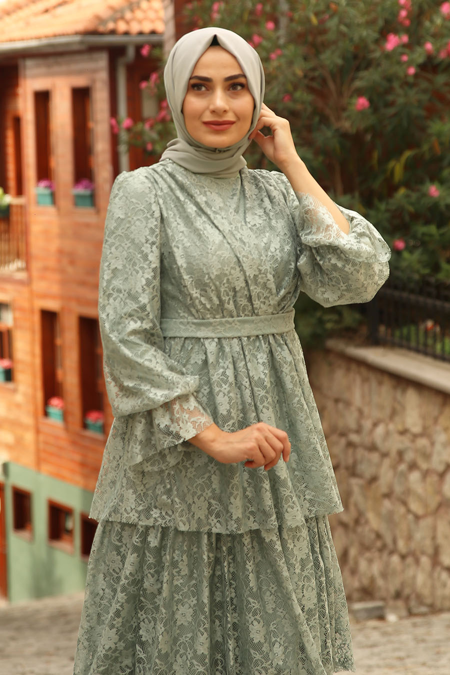 EVENING DRESS - GREEN 