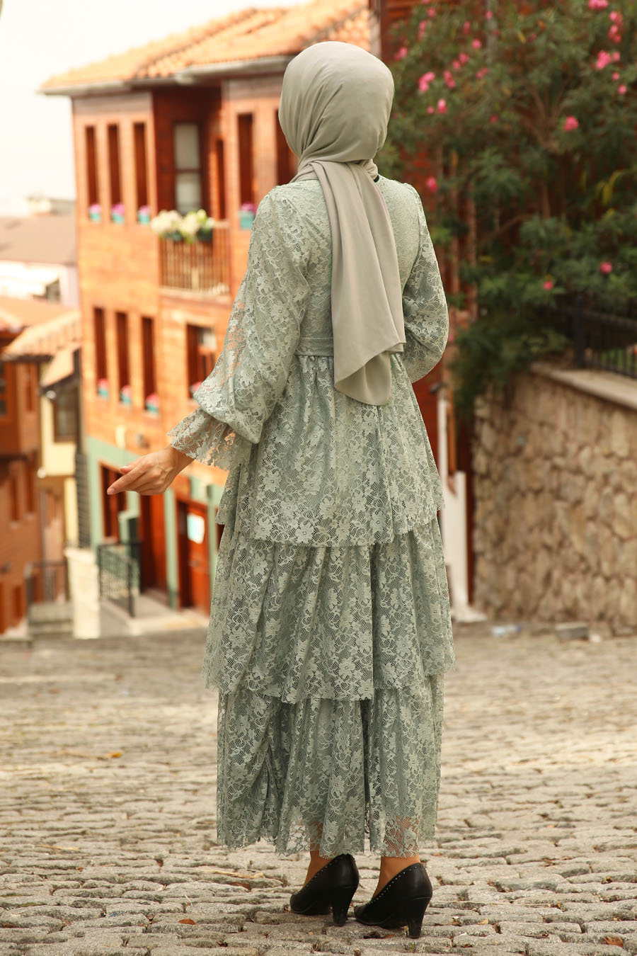 EVENING DRESS - GREEN 