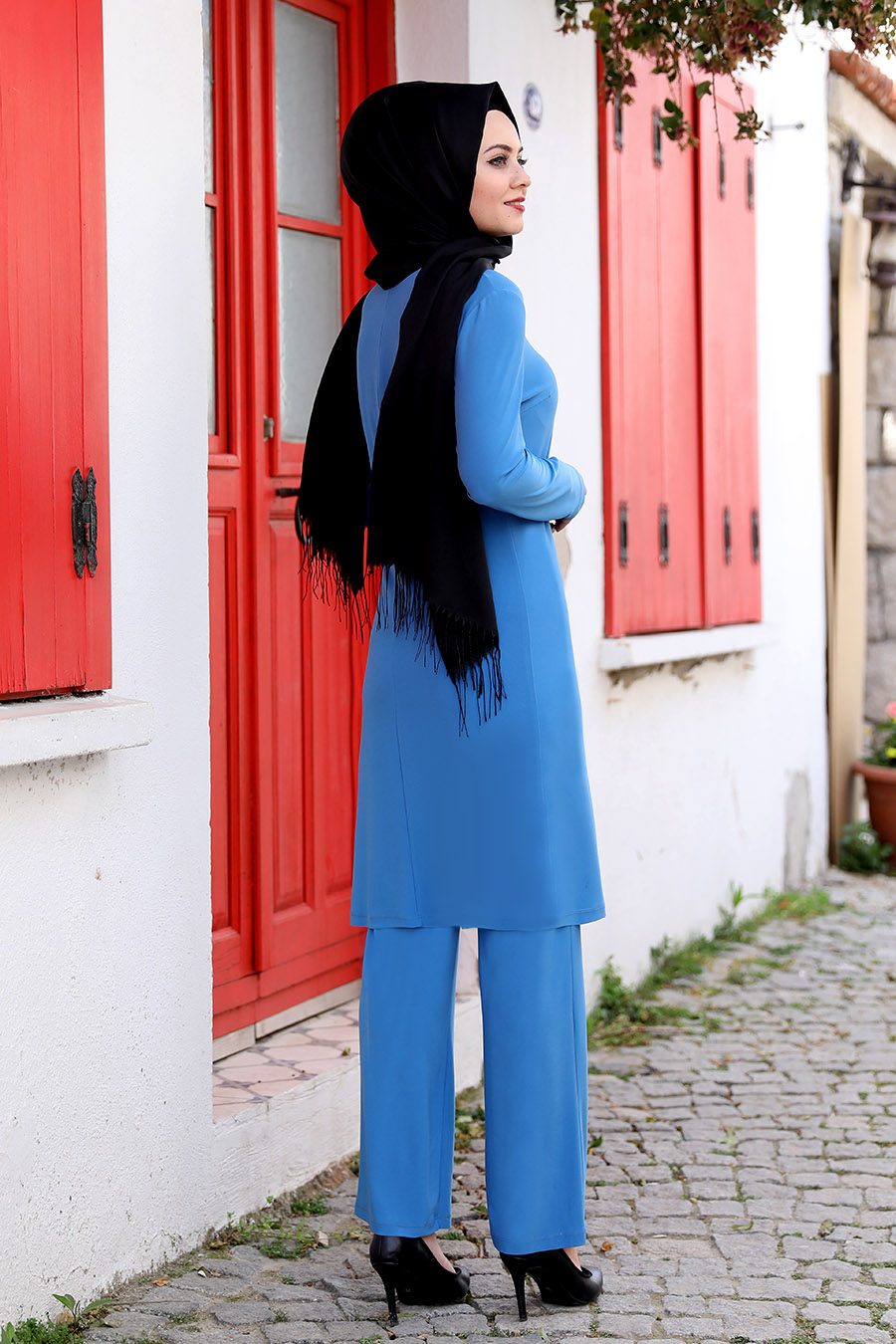 INDIGO SUIT AND PANT SUIT   