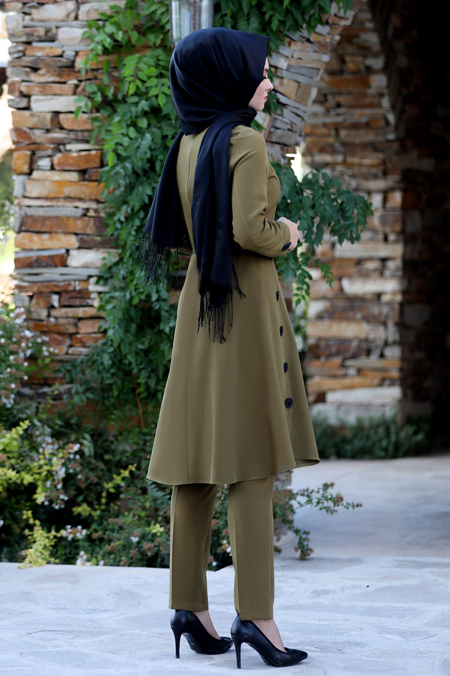 KHAKI TUNIC AND PANT SUIT  