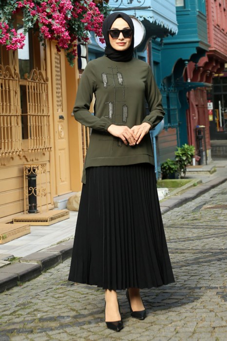 KHAKI TUNIC AND SKIRT SUIT