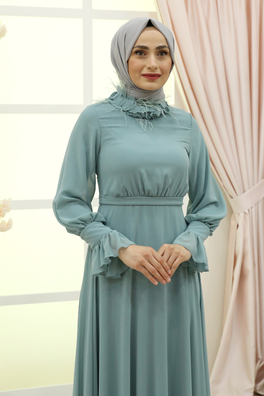 EVENING DRESS  - MINT  EVENING DRESS  - MINT