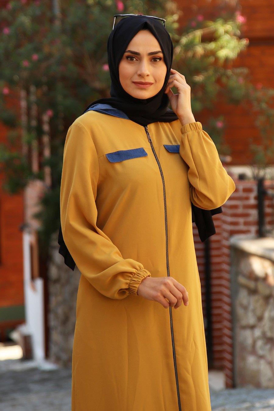 MUSTARD ABAYA 