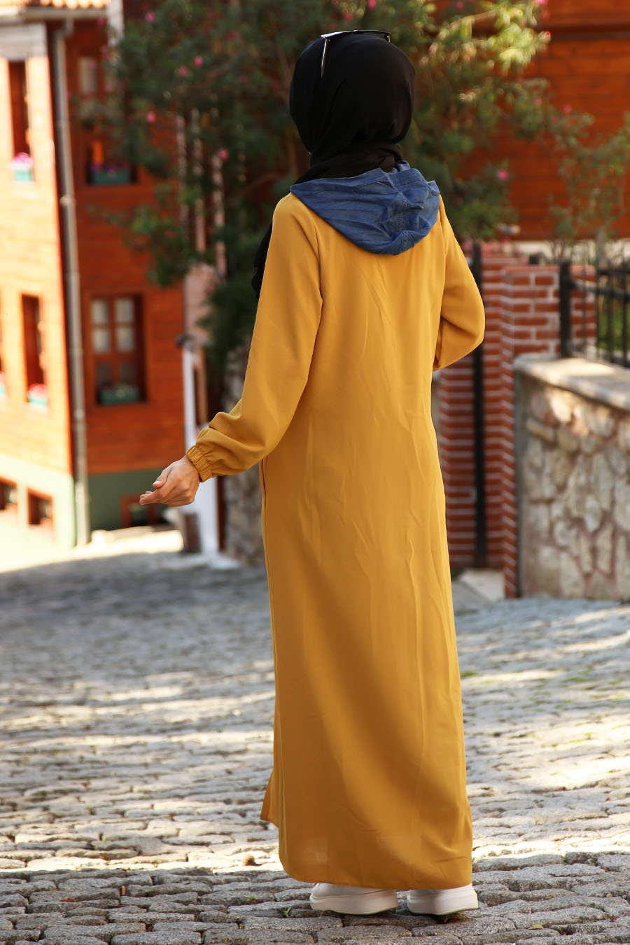 MUSTARD ABAYA 