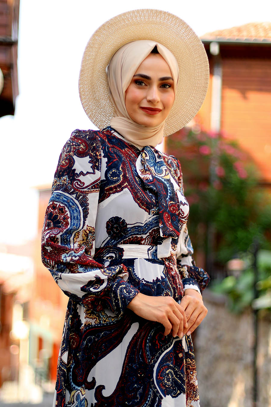 PATTERNED ECRU DRESS  