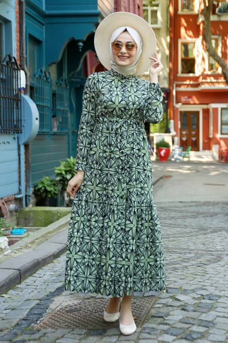 PATTERNED GREEN DRESS