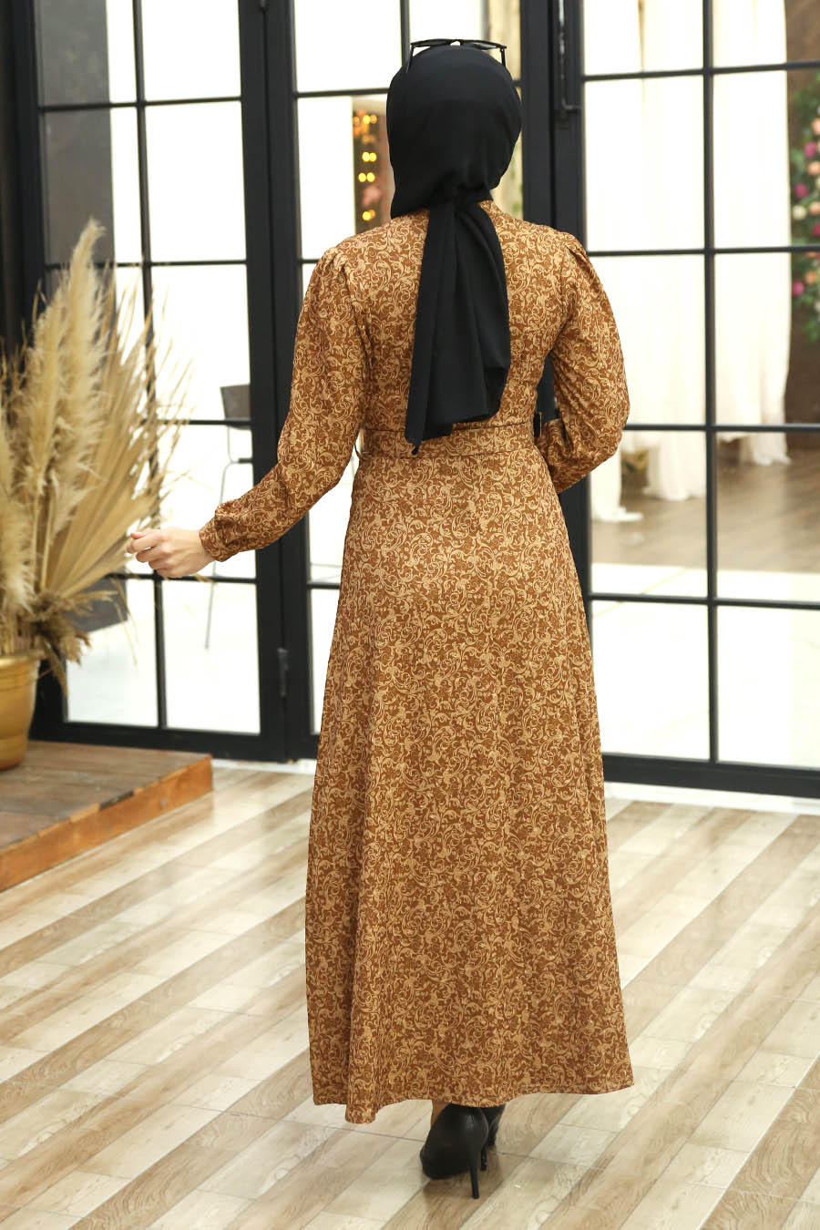 PATTERNED TAN COLOR DRESS 