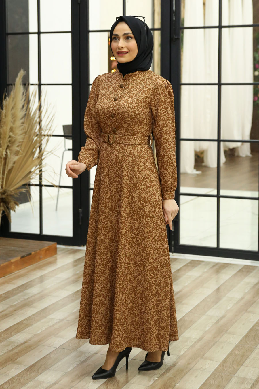 PATTERNED TAN COLOR DRESS 