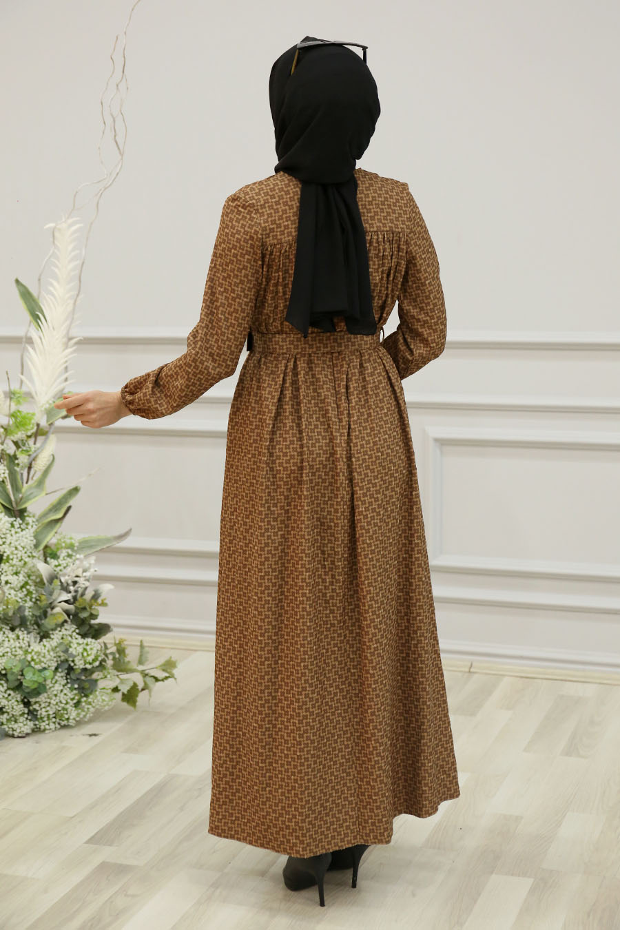 PATTERNED TAN COLOR DRESS 