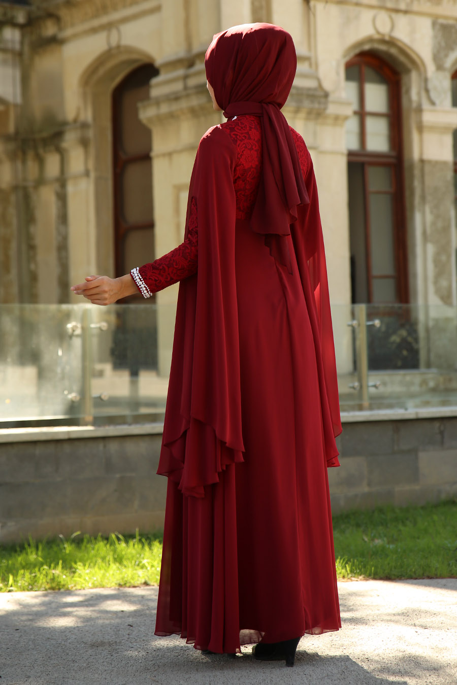 PEARL DETAILED EVENING DRESS - CLARET RED 