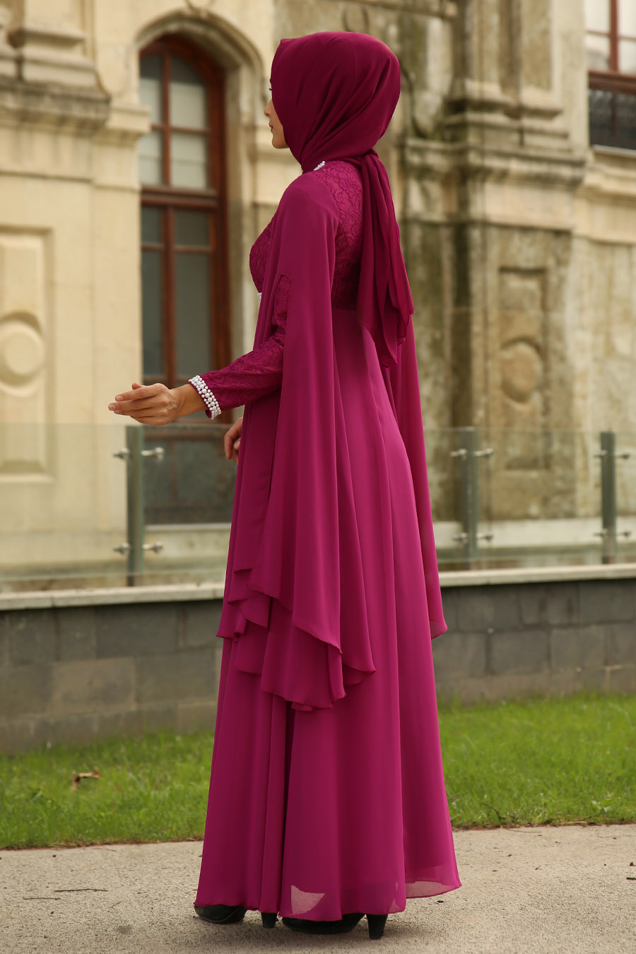 PEARL DETAILED EVENING DRESS - FUCHIA 