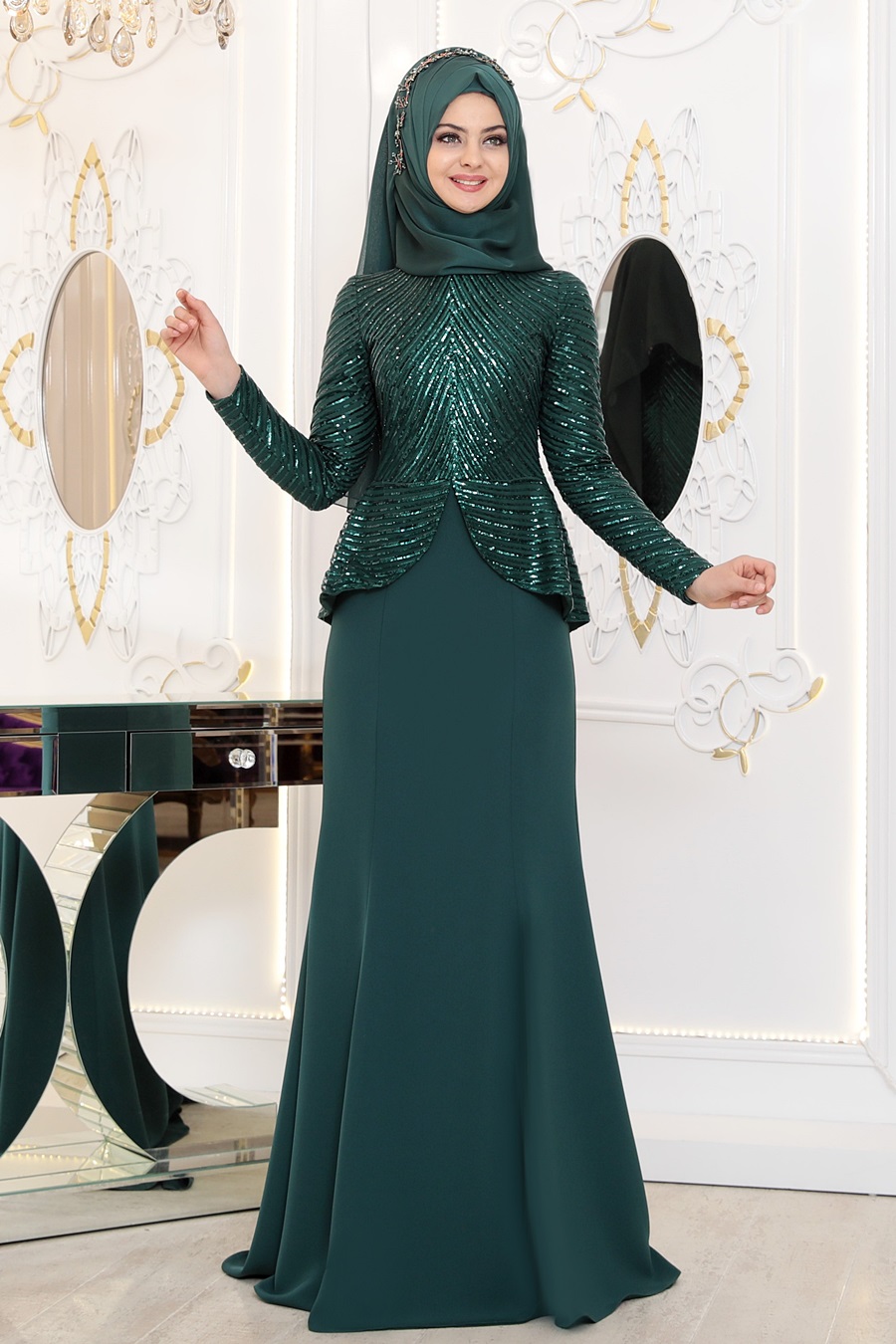 GREEN EVENING DRESS