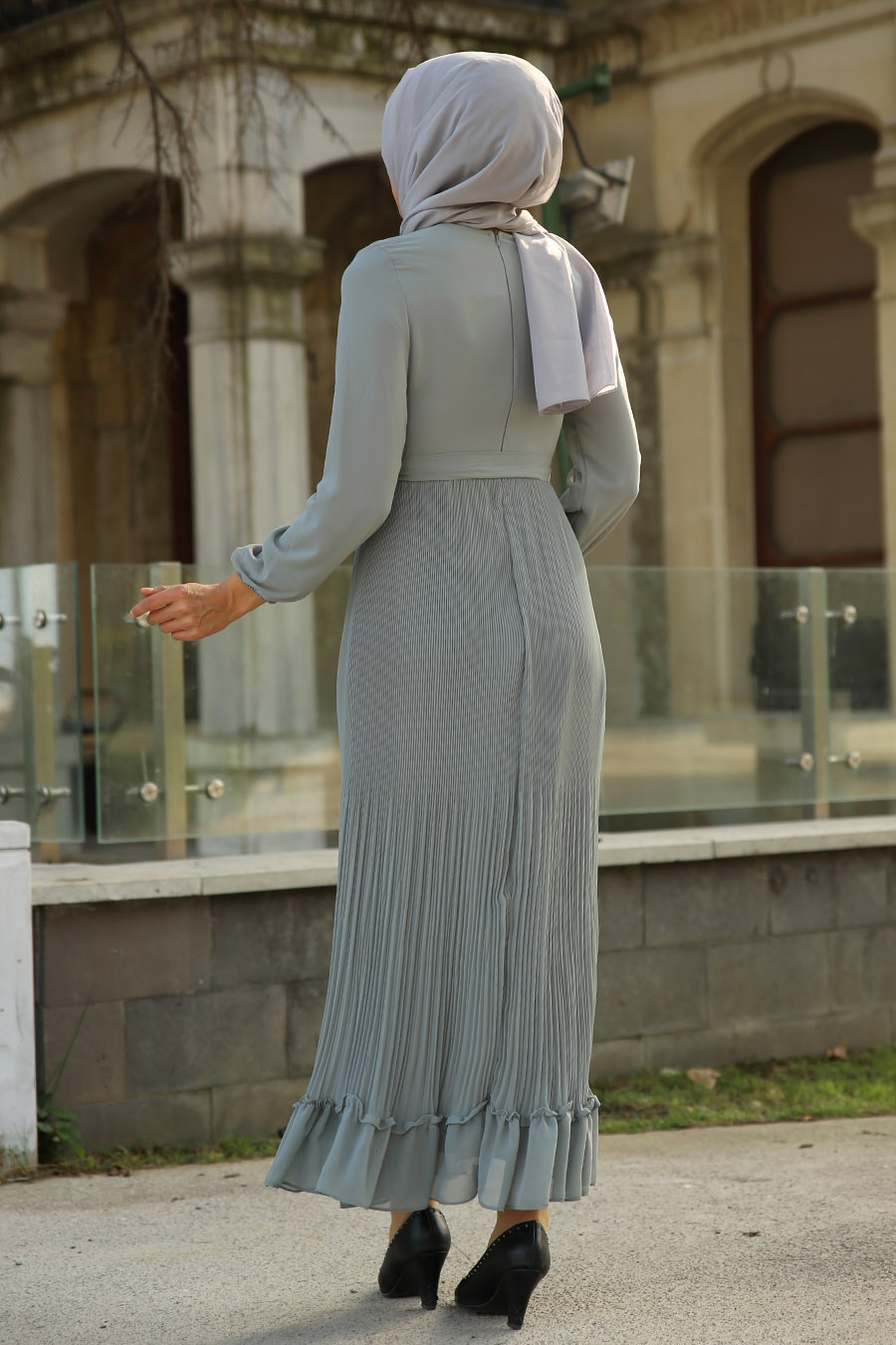 PLEATED DRESS - GREY 