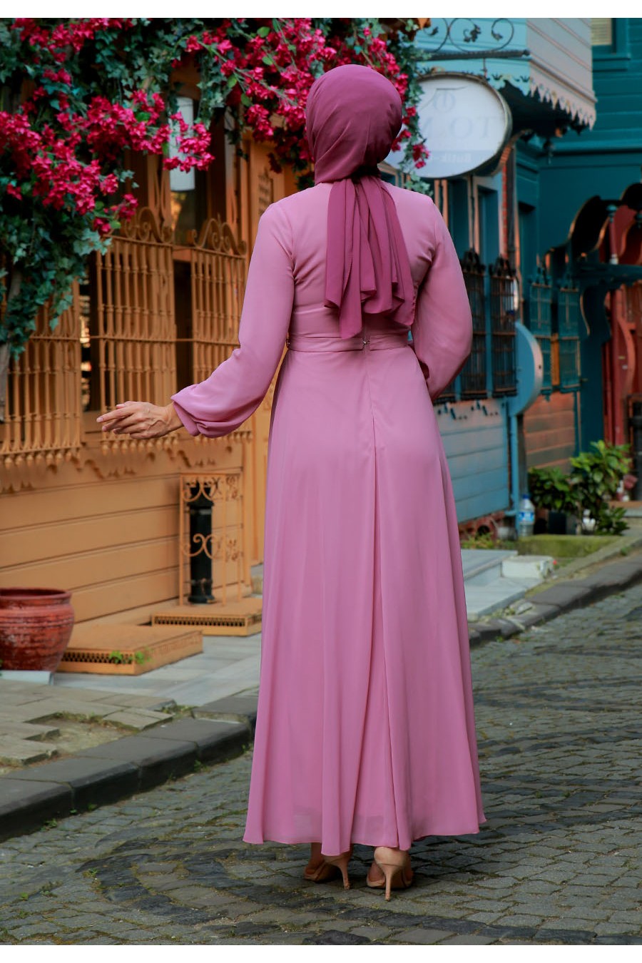 POWDER PINK EVENING DRESS  