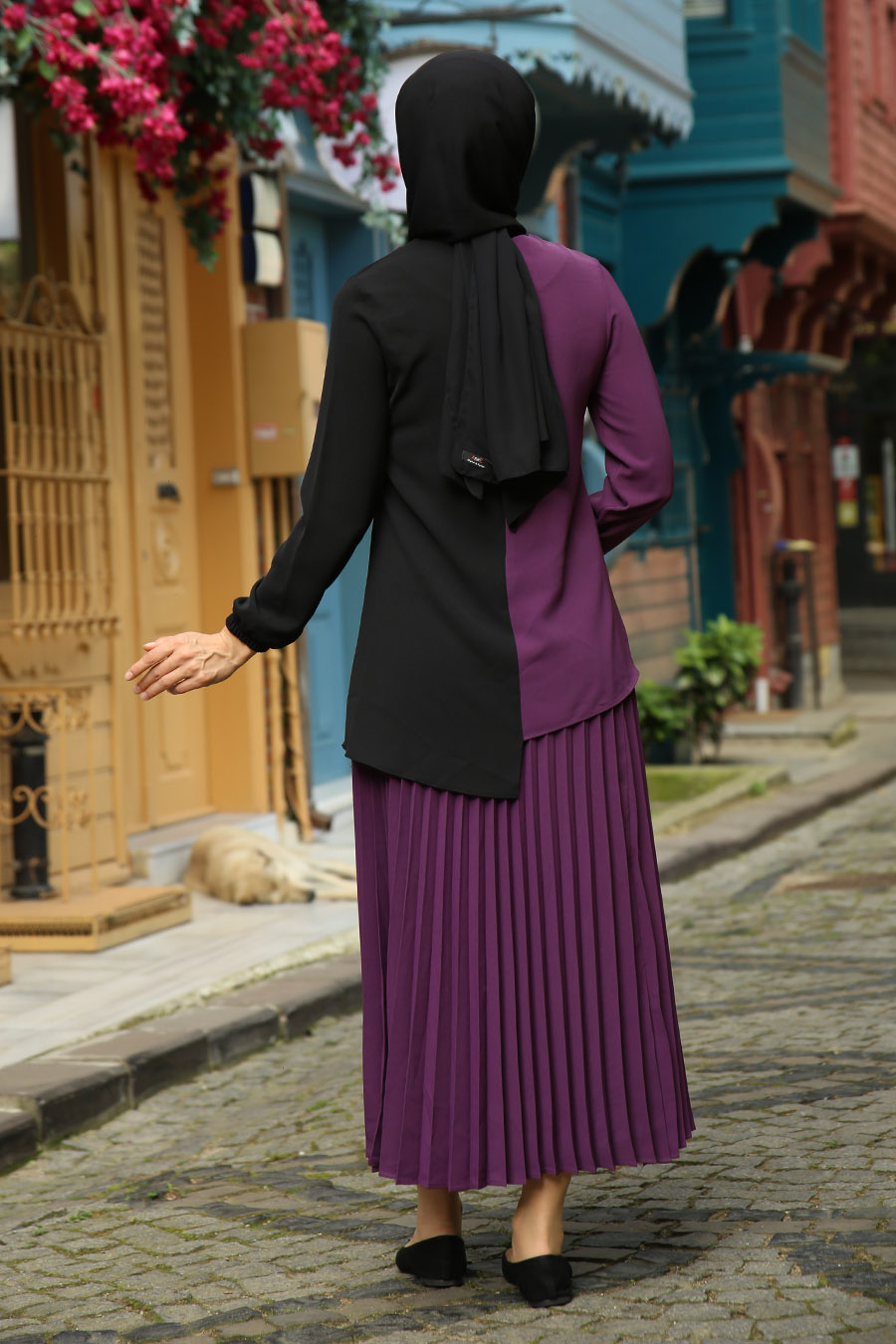 PURPLE TUNIC AND SKIRT SUIT