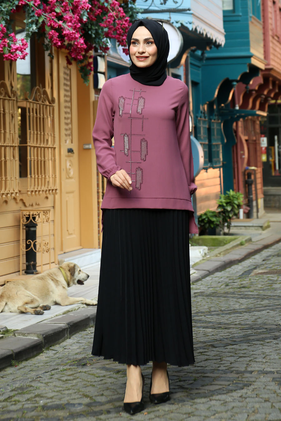 ROSE COLOR TUNIC AND SKIRT SUIT