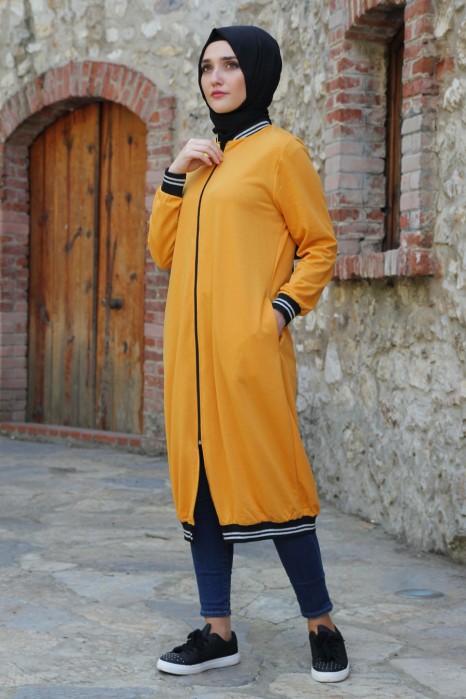 YELLOW  COAT