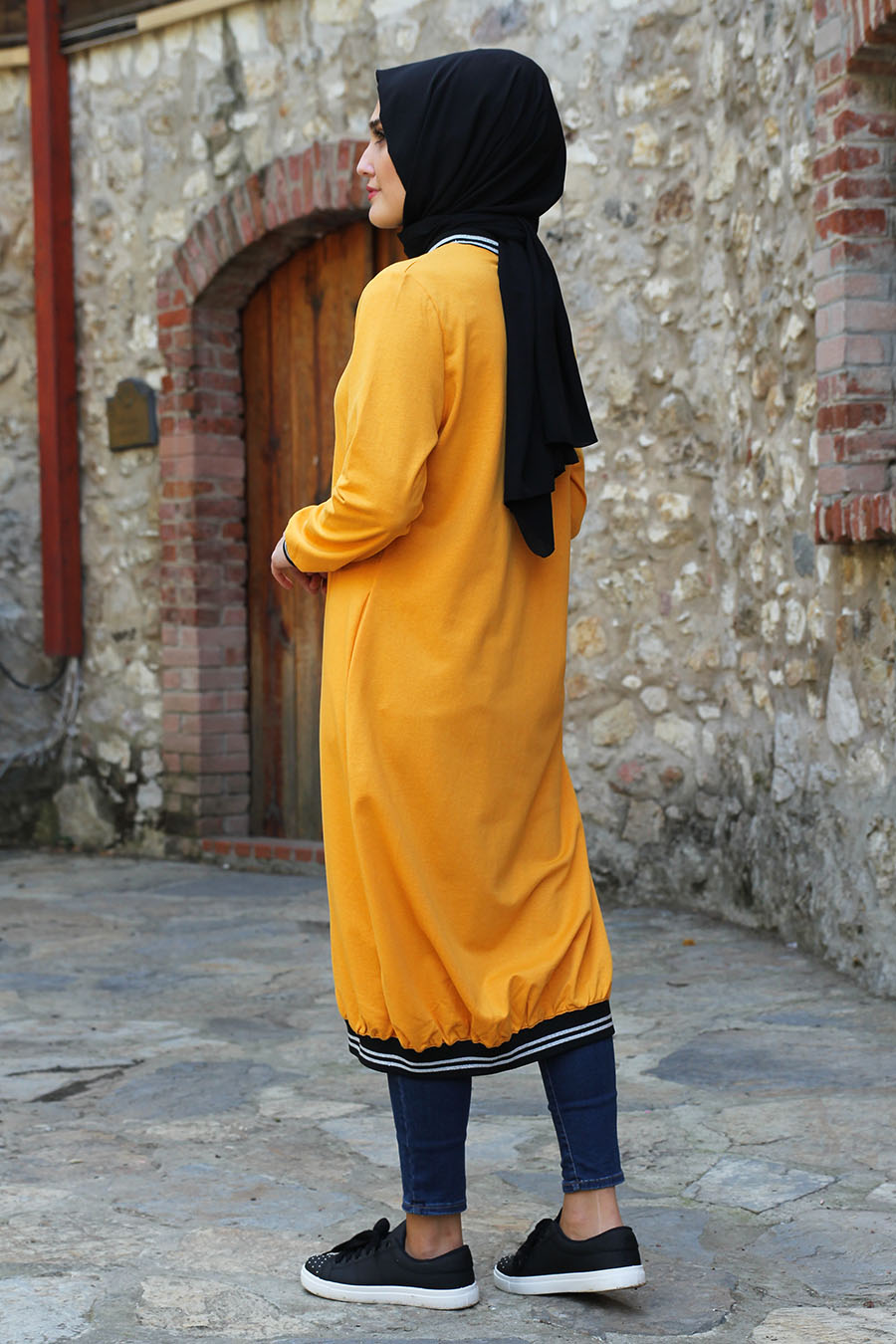 YELLOW  COAT YELLOW  COAT