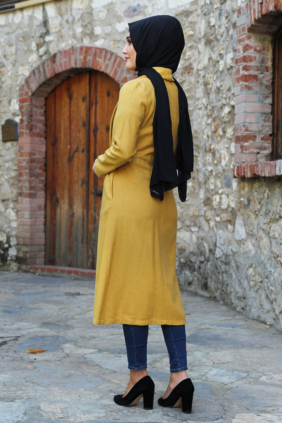 YELLOW  COAT YELLOW  COAT