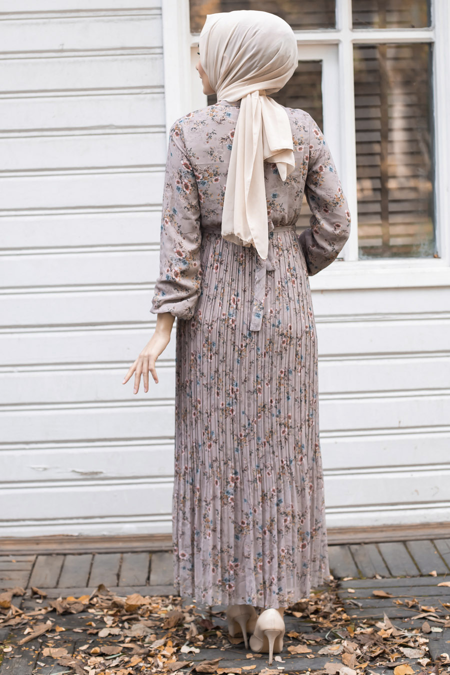 PATTERNED BEIGE DRESS 