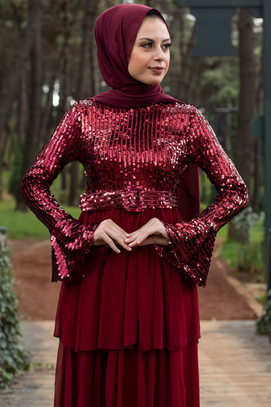 CLARET RED EVENING DRESS  