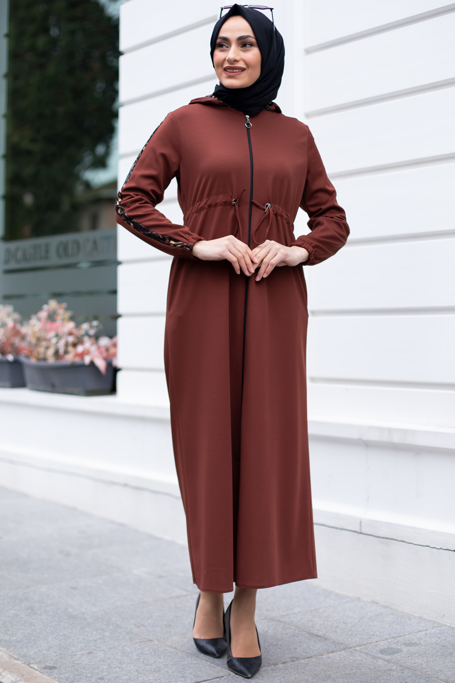 TAN COLOR -BLACK