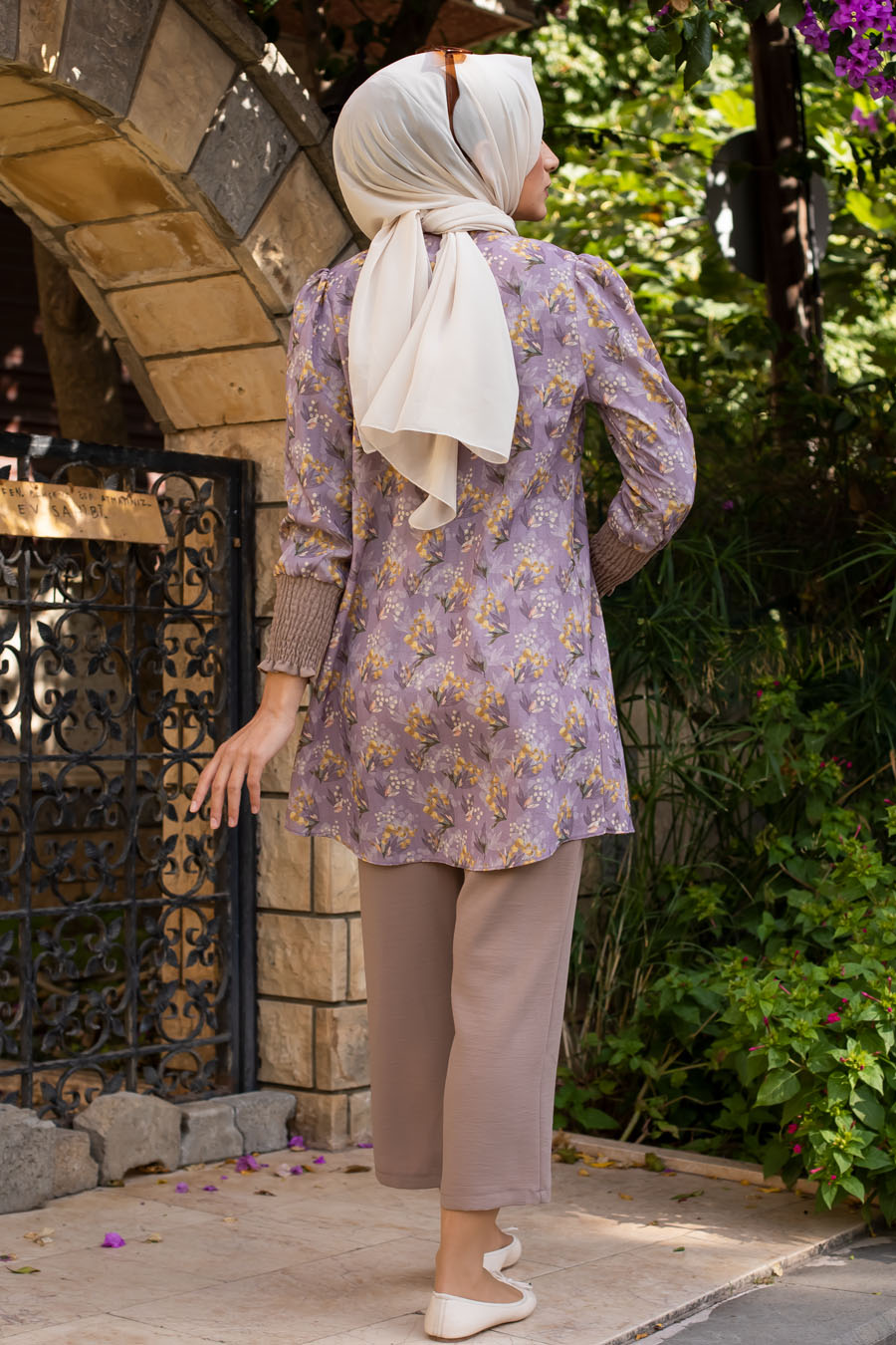VISON TUNIC AND  PANT SUIT 